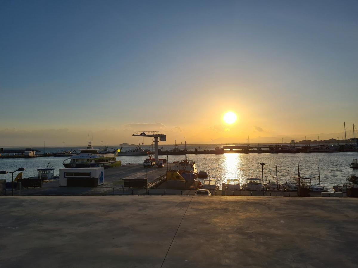 Acogedor Apartamento Vistas Al Mar روساس المظهر الخارجي الصورة